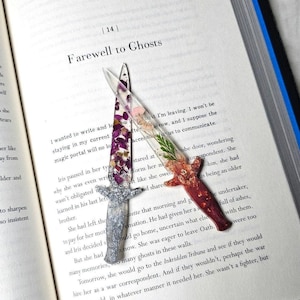Custom Dagger Bookmarks - Handmade Book Nook Decor - Fantasy Bookish Accessories, Perfect Gift for Book Lovers