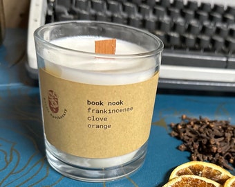 Bougie coin livre