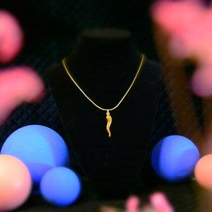 Cornicello / Italian Horn Necklace 14k Gold plated Pendant and adjustable Snake Chain
