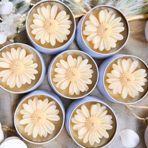 Bridesmaid Proposal Candle 4 oz | Will You Be My Bridesmaid or Maid of Honor | Handmade Daisy Floral Soy Candle | Bridal Shower Gift