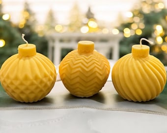 Juego de 3 velas decorativas / Regalo de vela navideña / Vela perfumada de cera de soja hecha a mano / Decoración navideña de invierno / Vela de Nochebuena