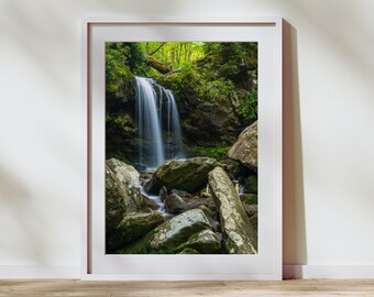 Impresión de Grotto Falls - Fotografía de paisaje de las Montañas Humeantes