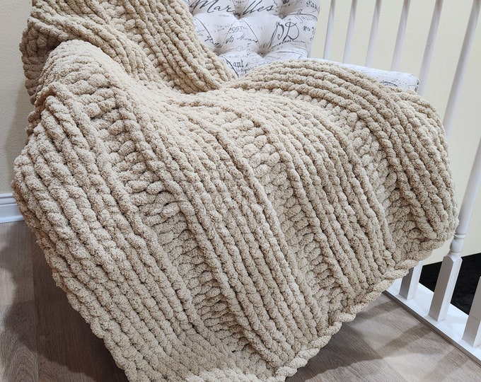 Chunky Knit Blanket with Pattern | Handknit | Birthday Gift | Anniversary Gift | Home Decor