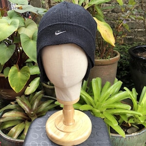 black nike wooly hat