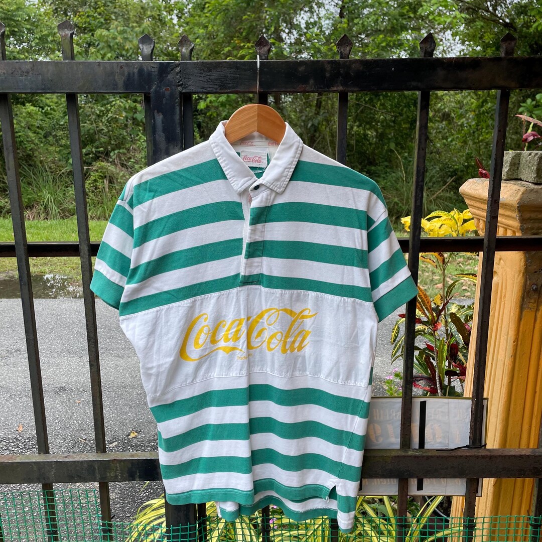 【2plan】Coca Stripe Rugby Tee Vintage Coca Cola Drinking Energy Coca Cola Big Spellout