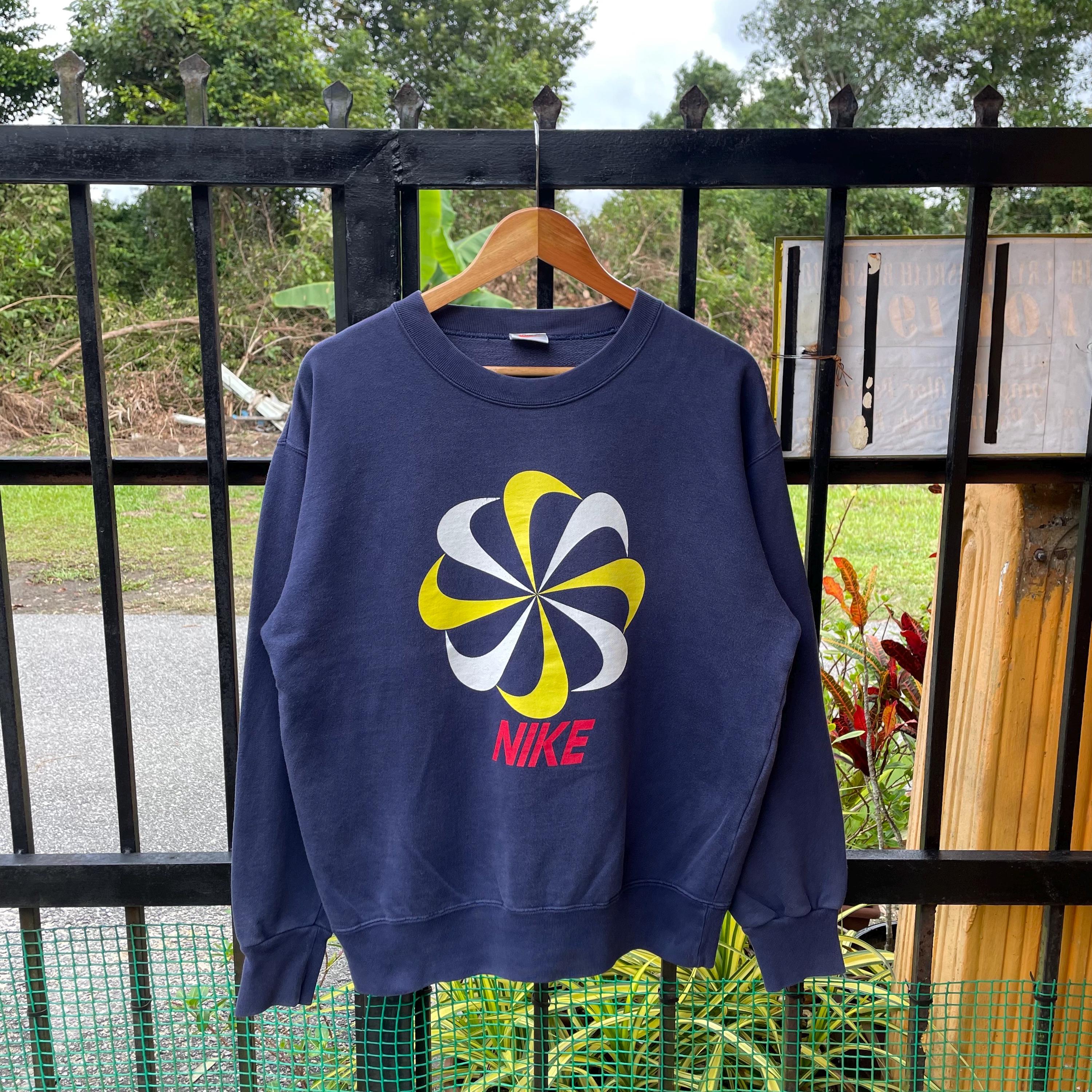 Vintage 90s Nike Pinwheel Big Logo Design Nike Swoosh Crewneck