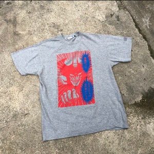 Camiseta promocional vintage de la película de anime japonés Devilman en gris y talla grande