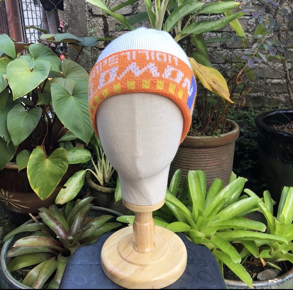 Vintage Salomon Big Spellout Winter Hat Beanie Snow Cap In White Colour