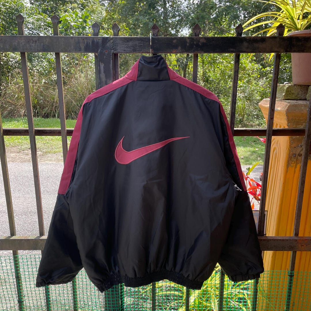 Vintage 90s Nike Embroidered Big Swoosh Logo Tapped Design Vintage 90s Nike Embroidered Big Swoosh Logo Tapped Design