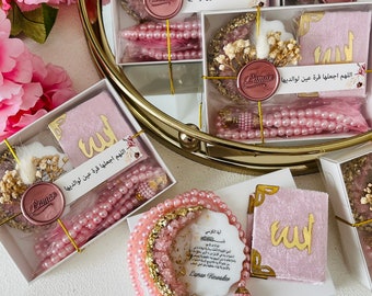 Personligt sammets-mini-Koran-presentset: Islamiska babyshowergåvor