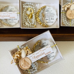Ramadan Favor Set: Epoxy Magnet & Glass Tasbeeh Gift