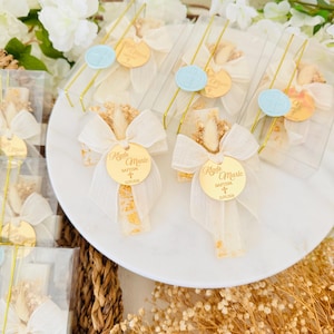 Personalized Baptism Party Magnet Favor,Handmade Cross Magnet with Dried Flowers,Mi Bautizo,Communion Favors,Christening Favor For Guest