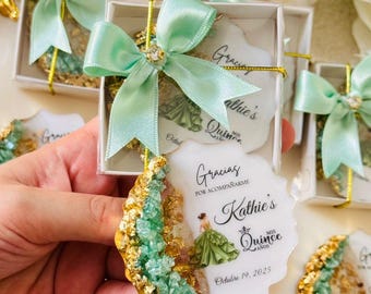 Quinceanera Guest Magnet Favors, Sweet 16 Party Favor, Mis Quince Anos, Sweet 15 Recuerdos