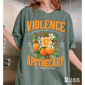 Suéter de Violence Apothecary, camiseta Fourth Wing, camiseta Dragon Rider, camiseta Basgiath War College, camiseta inspirada en la serie Empyrean, regalo literario imagen 4