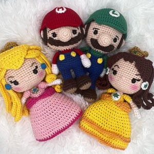 „Mario Bros & Co.“ gehäkelt. PDF Häkelanleitung, AMIGURUMI PATTERN Super Mario Collection Häkelanleitung, Spiel Häkelanleitung für Geeks