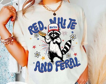 Chemise rouge, blanche et sauvage, t-shirt drôle des États-Unis, chemise drôle de raton laveur, t-shirt 4 juillet, chemise sauvage de raton laveur, raton laveur hot-dog, indépendance de Merica