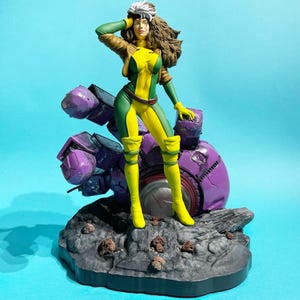 Rogue statue | X-men model | Lights up