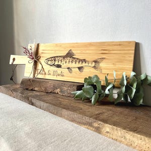 Prezent dla wędkarza | Spersonalizowana deska do krojenia | Deska do ryb | Deska do serwowania | Prezent dla wędkarza, prezent świąteczny dla rybaka 60 x 16 cm