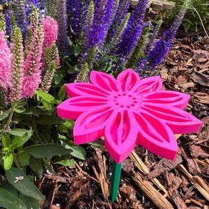 "Insektentränke Blumenform" in pink