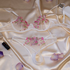 Soft white lingerie set, Women lingerie flower embroidery, Pink flower lingerie, Gift for her, Anniversary gift for women