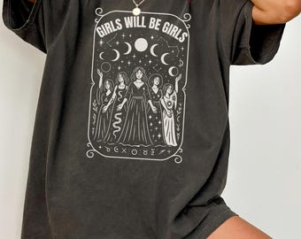 Koszula Vintage Girls Will Be Girls Witch Comfort Colors, Koszula Celestial Coven Koszula Witch Vintage, Koszula damska Vintage Halloween, Koszulka Witchy