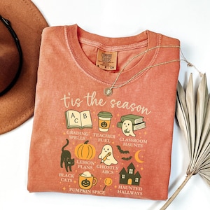 Halloween Lehrer Komfort Farben Shirt, Geist Klassenzimmer T-Shirt, gruseliges Lehrer Shirt, süßes Herbst Lehrer Outfit, Oktober Lehrer Geschenk T-Shirt