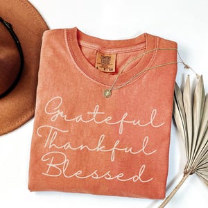Thankful Shirt Comfort Colors®, Thanksgiving Sweatshirt, Cute Fall Crewneck, Fall Shirt, Religious Gift Idea, Retro Fall Season, Autumn Tees