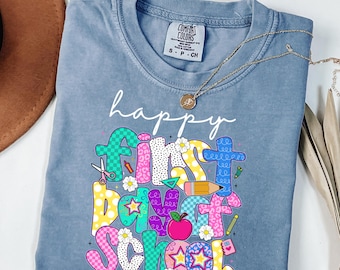 Erster Schultag Shirt Komfortfarben, Lehrer zurück zu Schule T-Shirt, süßes Lehrer Shirt, Grundschullehrer Outfit, Geschenk für Lehrer