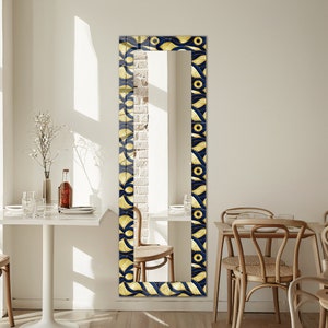 UV-Printed Glass Wall Mirror: Luxury Home Decor