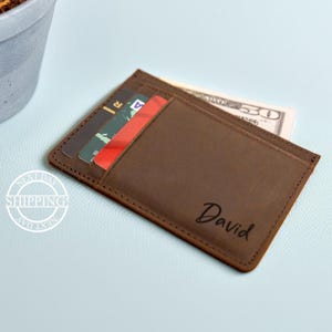 Cartera delgada personalizada, regalo del Día del Padre, tarjetero minimalista de cuero, regalo para él, regalo para novio, tarjetero minimalista.