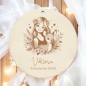 Anhänger Schulkind 2026 l Holz Schultütenanhänger Name personalisiert l Einschulung Geschenke Schultüte Zuckertüte l Schulanfang Einschulung Mädchen mit Reh