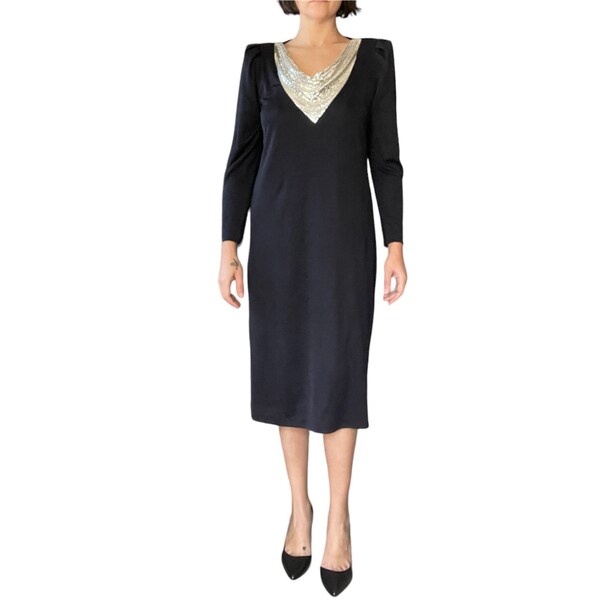 Classy Carteret New York black vintage dress with silver chain mail mesh necklace collar