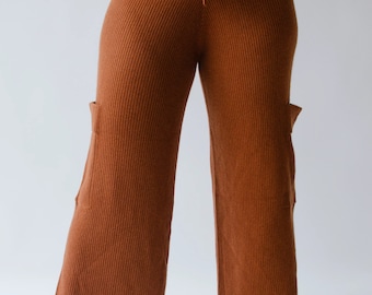 100% Cashmere Cropped Cargo Pant