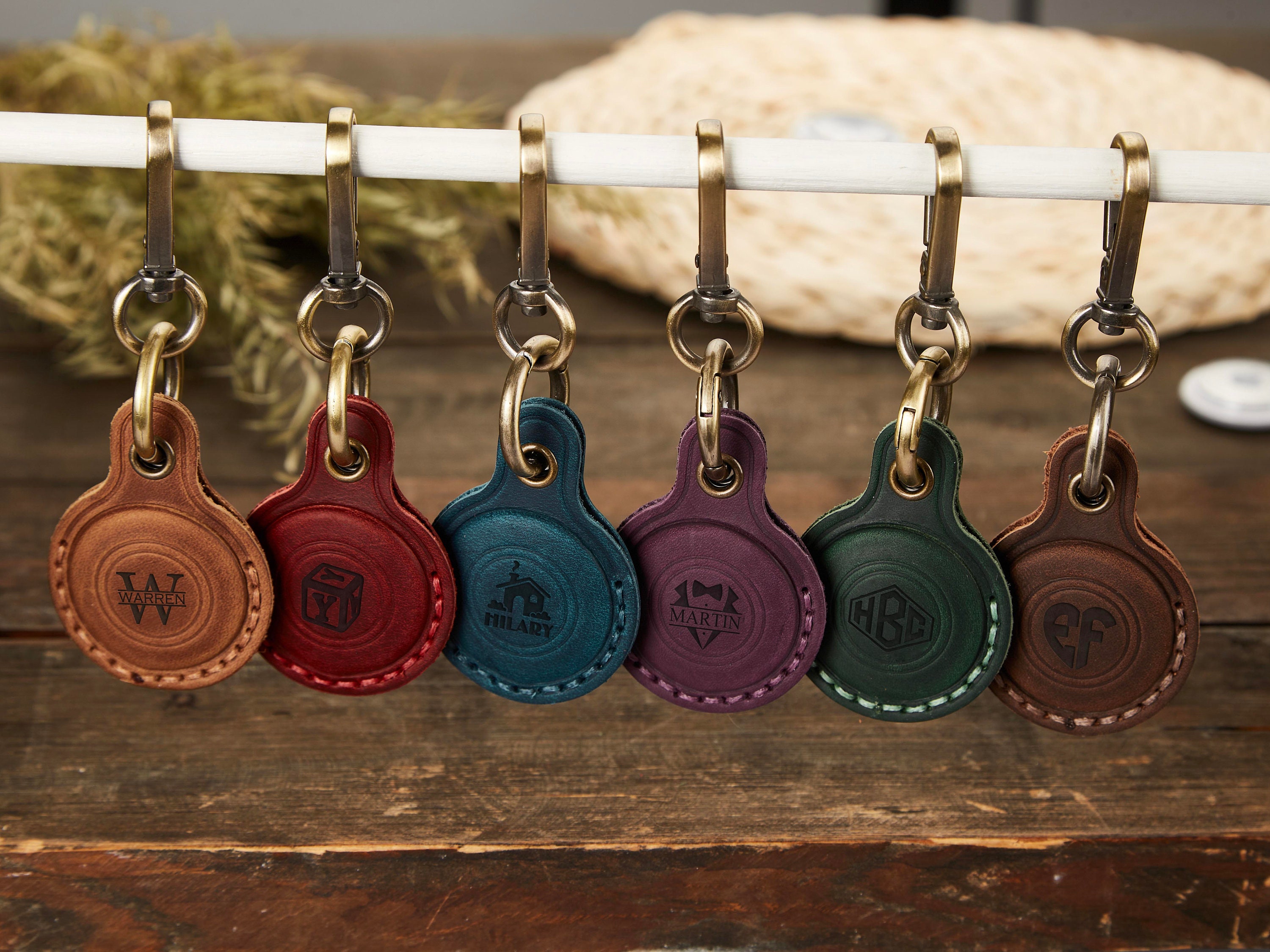 Custom Engraved AirTag Holder Leather AirTag Keychain Personalized