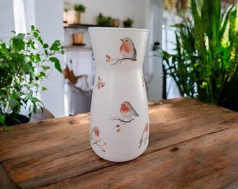 Pretty robin flower vase, robin themed gifts, gifts for mum, gifts for nan, gifts for her, decorative vase, home decor, robin decor