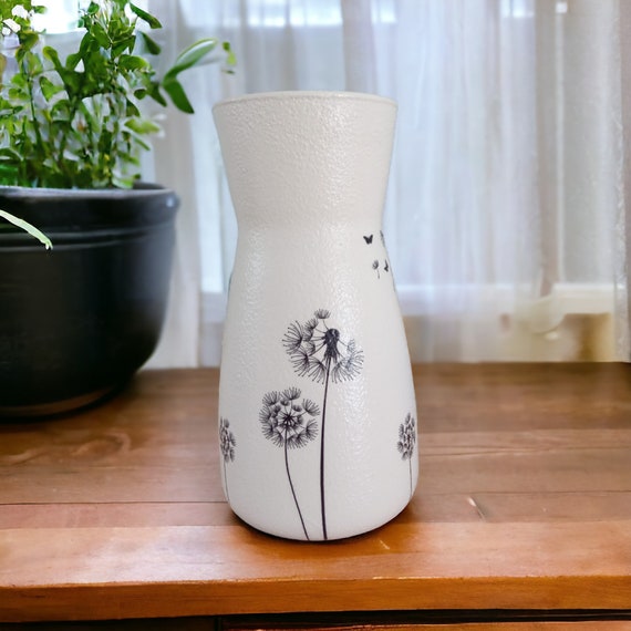 Dandelion flower vase, monochrome decor, housewarming gift, gift for her, dandelion themed gifts, home decor, dandelion blowing in the wind