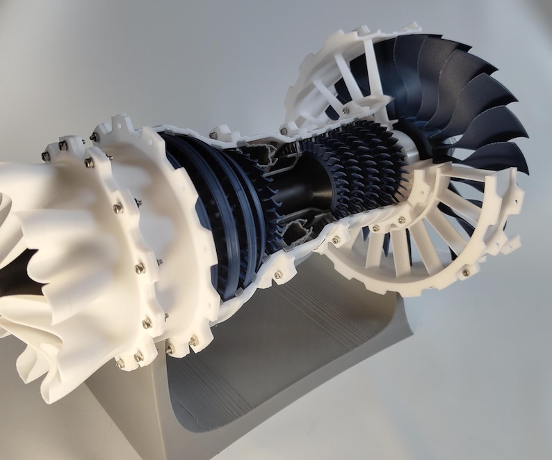 Engine Jet Engine Cutaway Model TurboFan Aviation Educational Display Mechanical Art Decor image 4