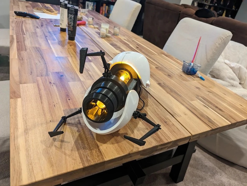 Réplica de la pistola Portal: accesorio de ciencia ficción, juguete coleccionable, regalo para gamers, decoración hecha a mano. imagen 5