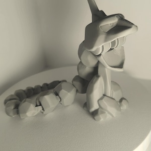 Figura coleccionable de Pokémon Onix, regalo para fans, figura de serpiente de roca, decoración imagen 1
