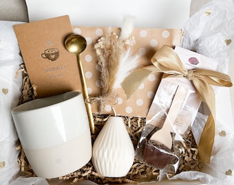 Geschenkbox für Frauen mit Tasse, Kerze, Schokolade für Mama, Freundin | Geschenkset für Geburtstag, Muttertag | Geschenkidee Auszeit