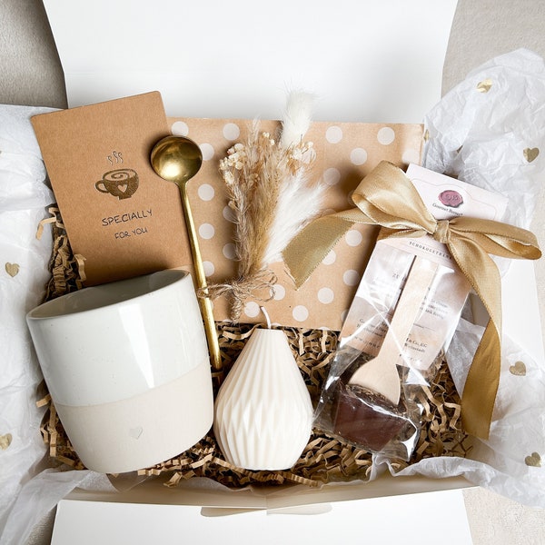 Geschenkbox für Frauen mit Tasse, Kerze, Schokolade für Mama, Freundin | Geschenkset für Geburtstag, Muttertag | Geschenkidee Auszeit