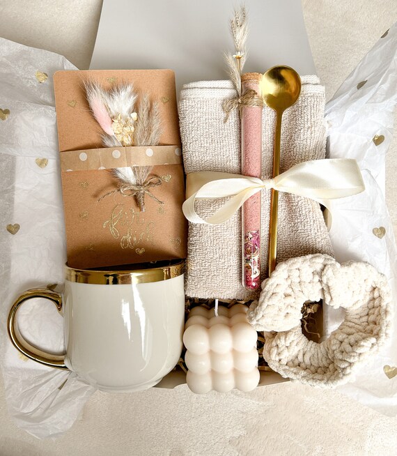 Geschenkbox für Frauen mit Tasse und Kerze, Weihnachtsgeschenk Freundin Geburtstagsgeschenk Mama Geschenkidee, Geschenk für Sie, Geschenkset