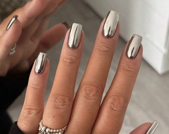 24Pc Square Press-On Nails Set in Silver Chrome