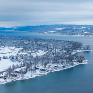 Sneeuw op Keuka-meer (foto december)