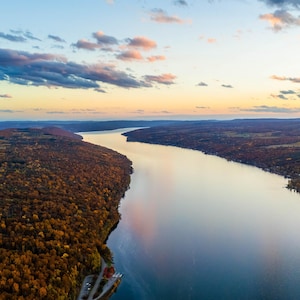 Zonsondergang op Keuka Lake (foto november) Finger Lakes-afdruk