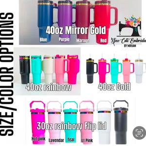 Puede incluir: Una variedad de vasos de 30 y 40 onzas en diferentes colores, incluyendo azul, morado, marr&oacute;n, rojo, verde azulado, rosa y blanco. Los vasos tienen un asa y una pajita. El texto "40oz Mirror Gold", "40oz rainbow", "40oz Gold", y "30oz rainbow Flip lid" es visible en la imagen.