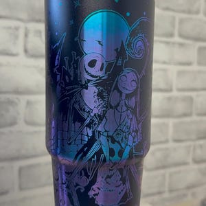 Pesadilla antes de Navidad - Vaso de 30 oz con tapa abatible de Jack y Sally * Vaso de Halloween * Imitación de Stanley * Navidad * Grabado láser imagen 14