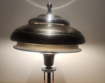1930&#39;s Art Deco MARKEL model #L118 Streamline Modernist Desk Lamp