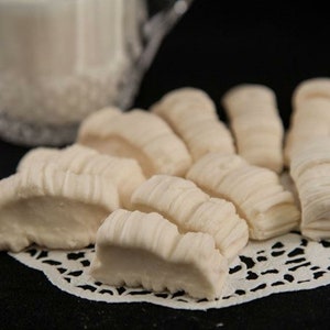 Old Fashioned Pulled Cream Candy