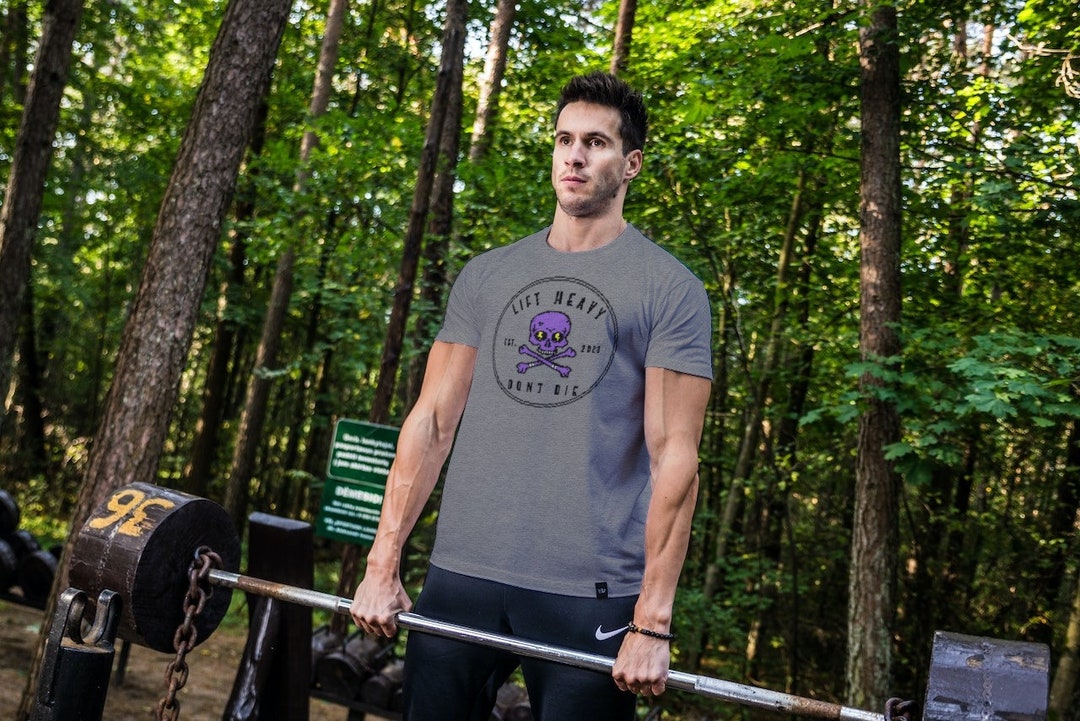 Lift Heavy T Shirt, Plus Size Tshirt, Lifting Tshirt, Bodybuilder T